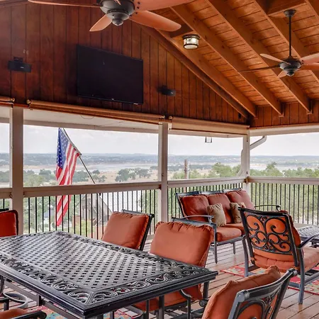 Canyon Lake Home Hill Country And Water Views!